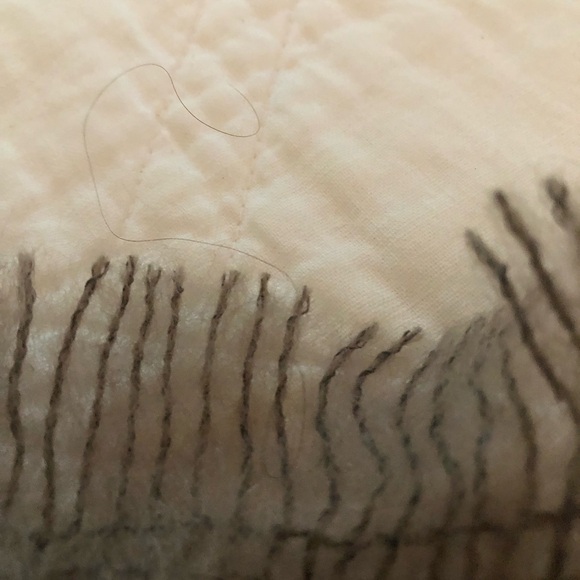 NWT Foxford Plaid Wool Scarf - Made in Ireland (75% Mohair, 20% Wool, 5% Nylon) - Picture 7 of 11